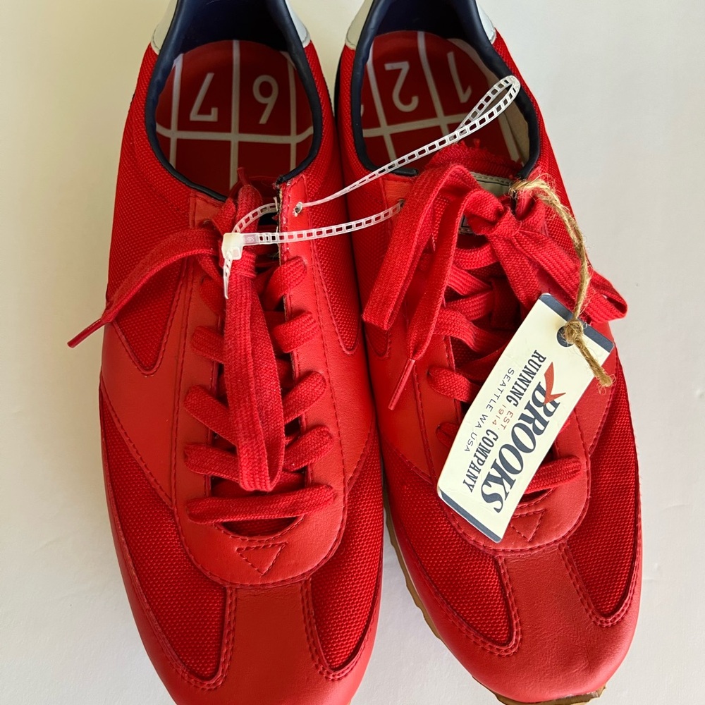 Brooks Men's Red Sneakers